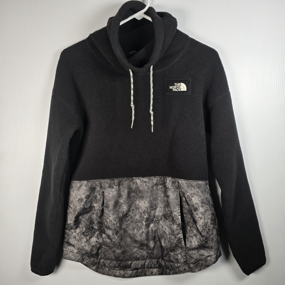 The North Face Womens Riit Sherpa Fleece Cowl Neck Pullover, Black/Gray, Size XS